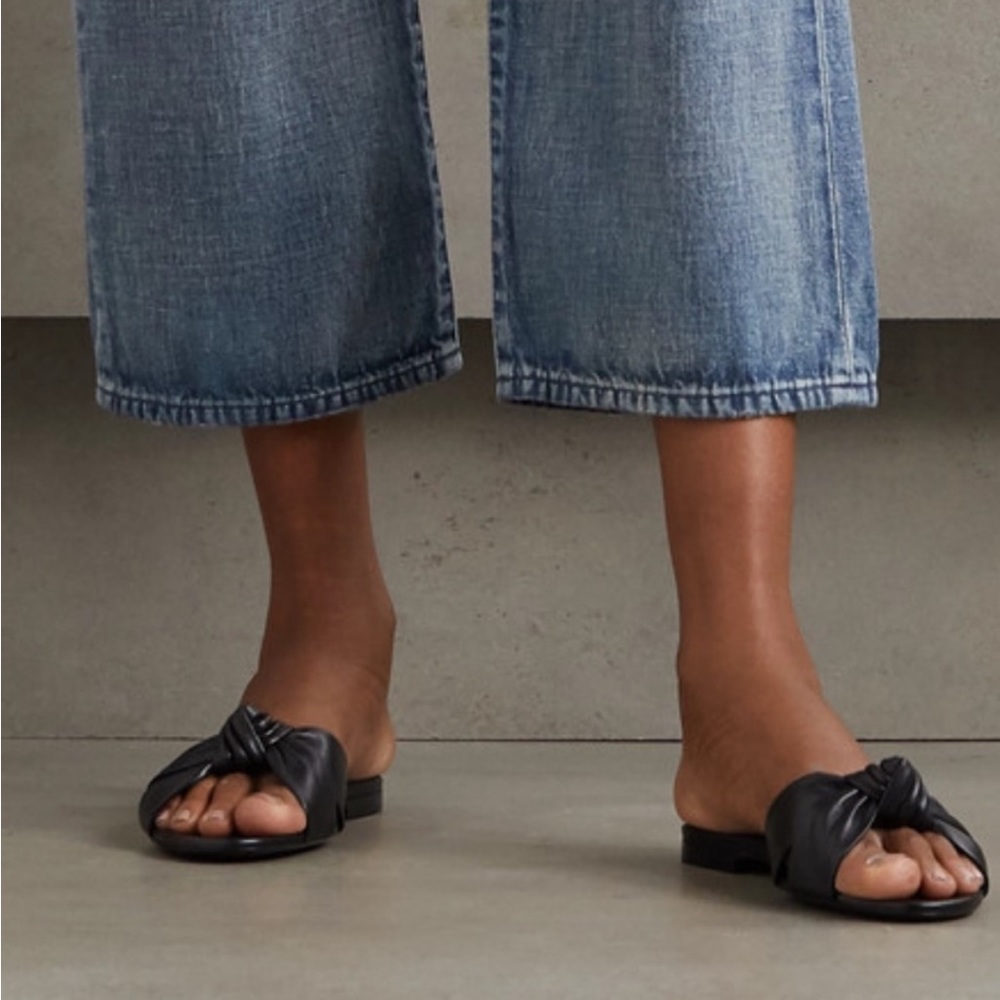 Saint Laurent Bianca Sandal‎